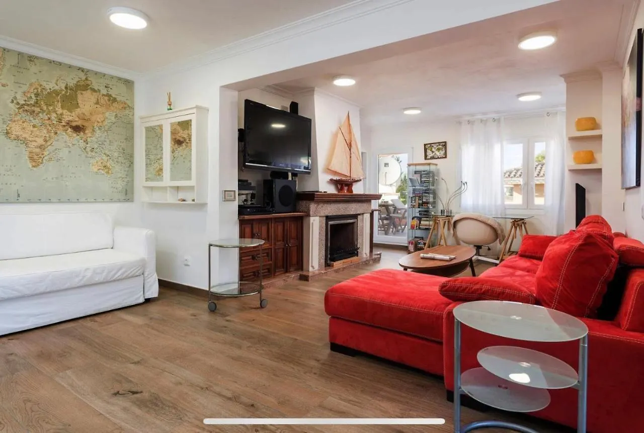 Beach Inn Apartment 알쿠디아 스페인