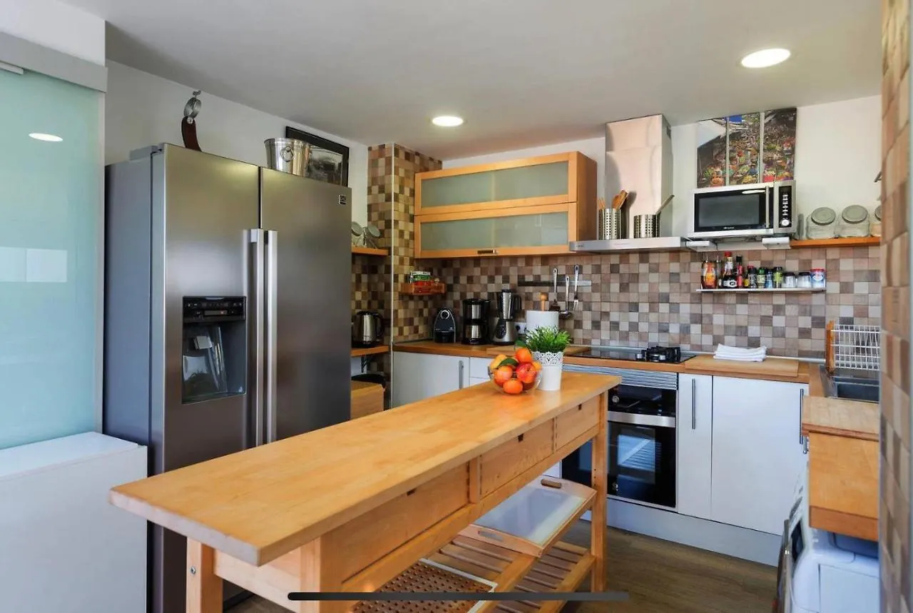 Beach Inn Apartment 알쿠디아 0*,  스페인